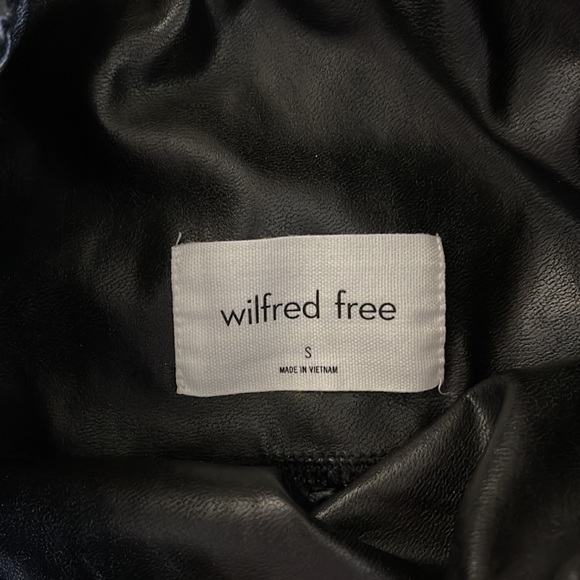 Aritzia Wilfred Free Daria Faux Leather Pants - Picture 3 of 3
